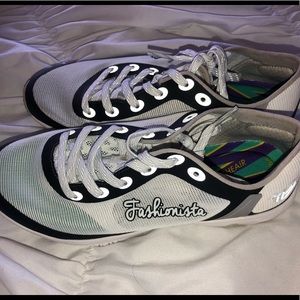 Custom Varsity Ascend size 6